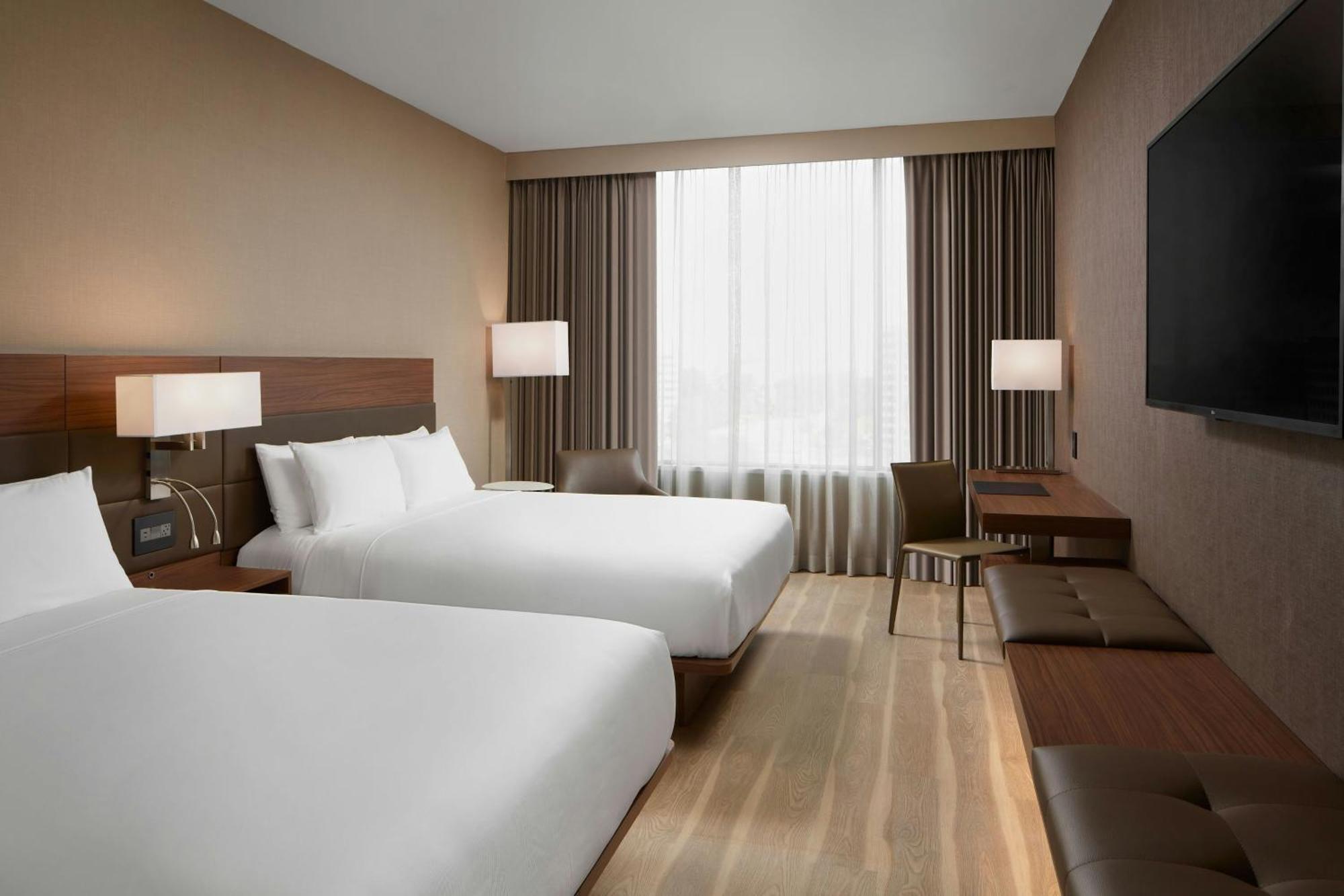 Ac Hotel By Marriott Reston Exterior photo